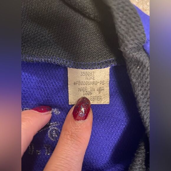 EUC Nike DriFit Size L - Picture 13 of 13